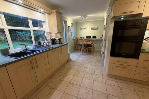 4 bedroom detached house for sale, Grendon Road, Solihull B92