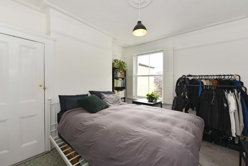 22 Meynell Crescent (14)