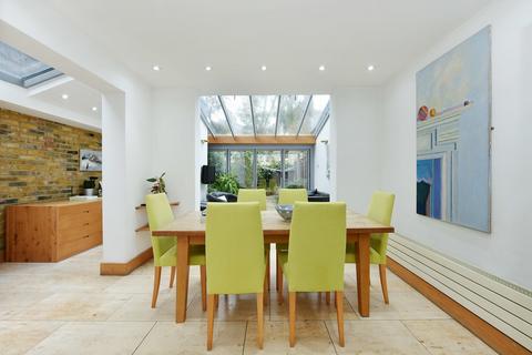 22 Meynell Crescent, London, E9 7AS