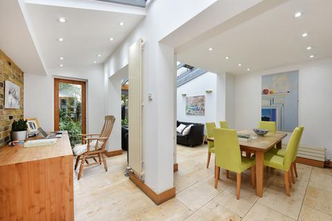 22 Meynell Crescent, London, E9 7AS