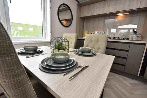 undefined, Howden DN14