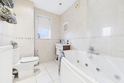 98 Blakemore Drive, Sutton Coldfield, B75 7RW