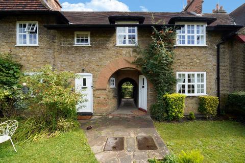 undefined, Asmuns Place, Hampstead Garden Suburb, NW11
