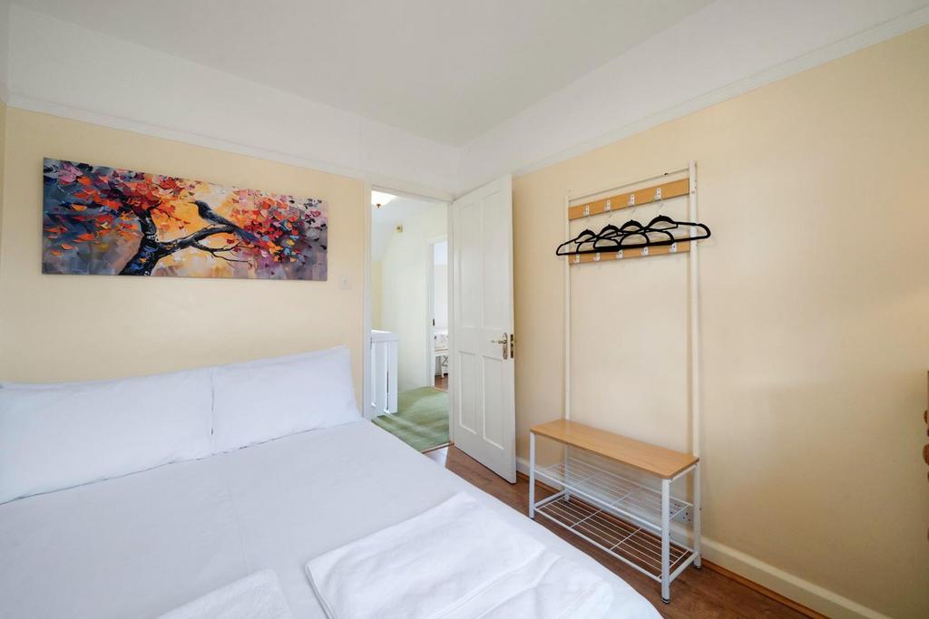 Second Bedroom 2.jpg