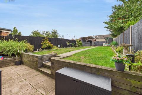 63 Hembs Crescent, Great Barr, Birmingham, B43 5DG