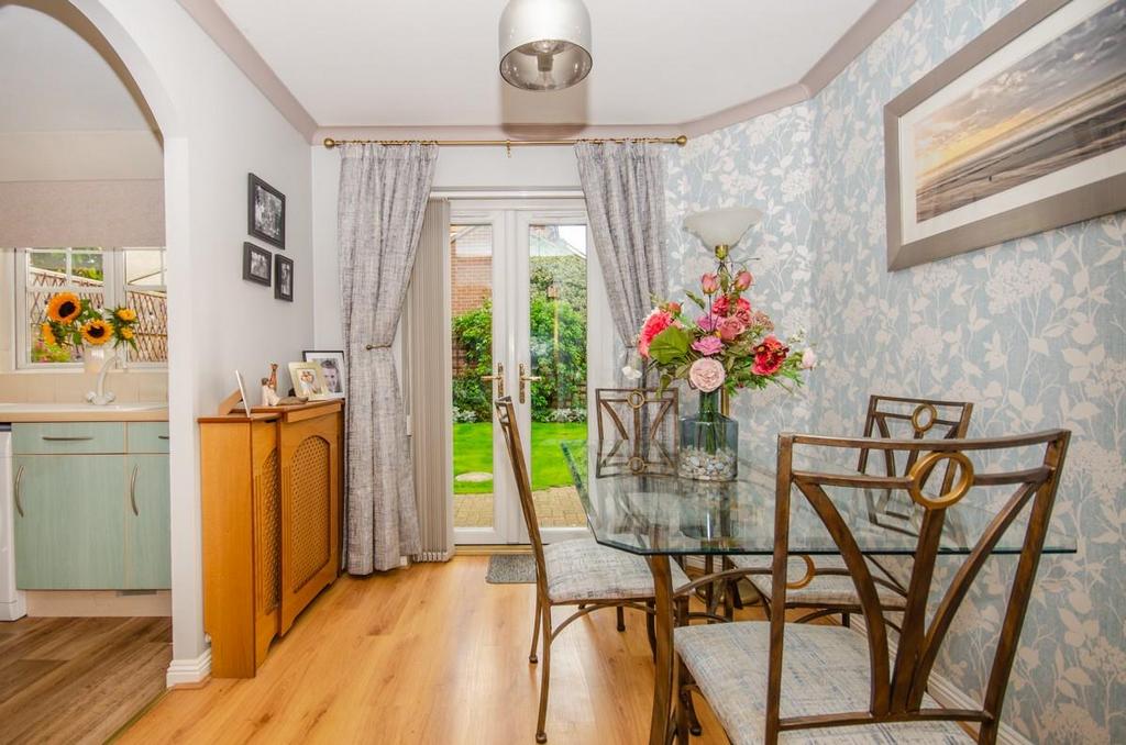 Dining room.jpg