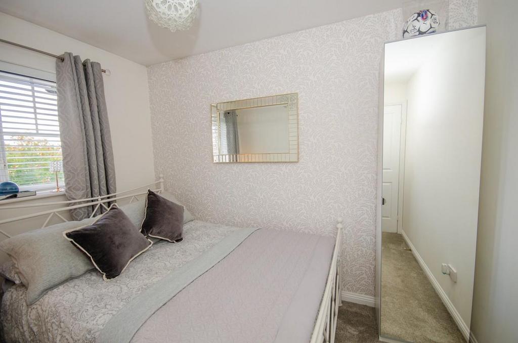 Bedroom 2.jpg