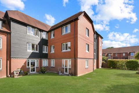1 bedroom apartment for sale, Central Tenterden, Kent TN30