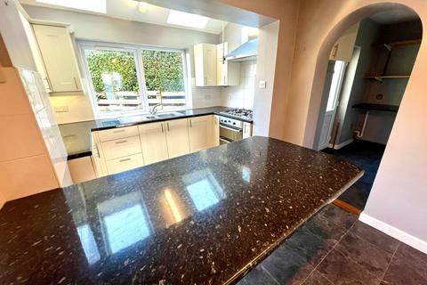 1 Daniels Close, St Austell, PL25 3HF
