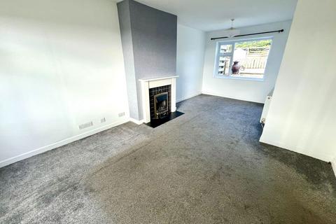1 Daniels Close, St Austell, PL25 3HF