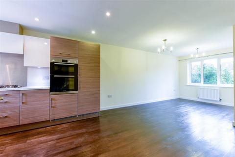4 bedroom detached house to rent, Tiger Flower Way, Red Lodge, IP28 8XU