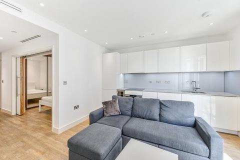 1 bedroom flat for sale, Brent House, Nine Elms Point, 50 Wandsworth Road, London, SW8