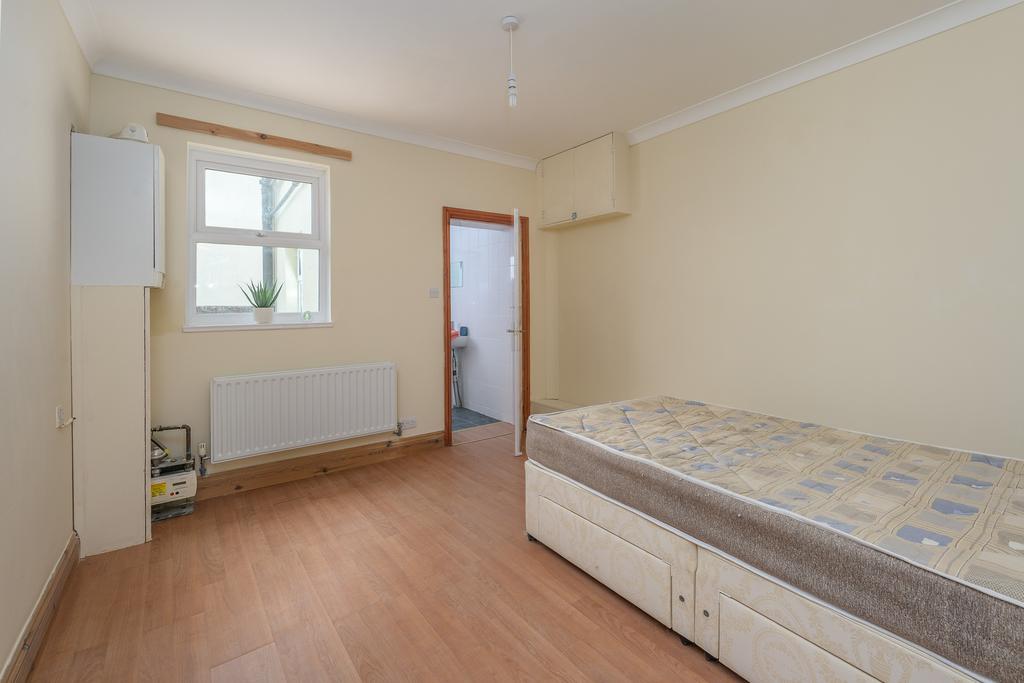 Bedroom-1