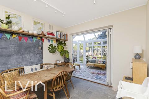 62 Crofters Mead, Croydon, CR0 9HT