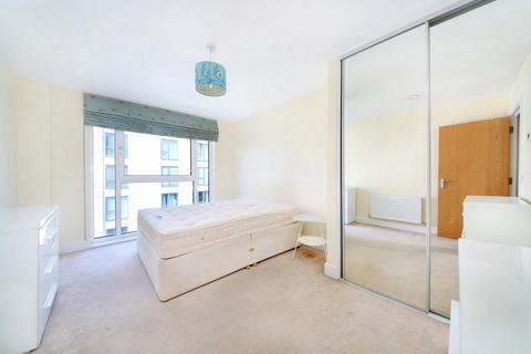 1 bedroom flat for sale, Gooch House, 63-75 Glenthorne Road, London
