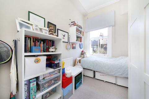 2 bedroom flat for sale, St. Philip Street, London