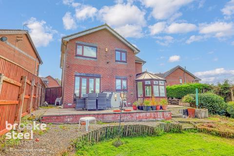 4 bedroom detached house for sale, Moorland Rise