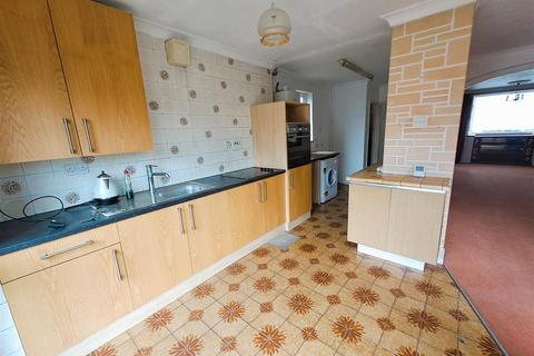 3 bedroom semi-detached house for sale, Elmstead Avenue, Sheldon, Birmingham