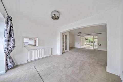 12 Warren Road, Purley, CR8 1AA