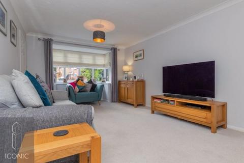 15 Marriott Chase, Taverham, Norwich, NR8 6QQ