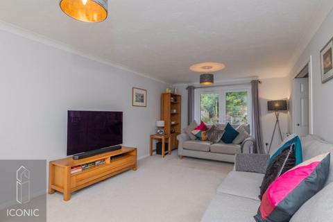 15 Marriott Chase, Taverham, Norwich, NR8 6QQ