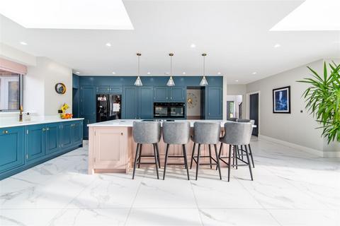 5 bedroom detached house for sale, Runnymede Road, Darras hall NE20