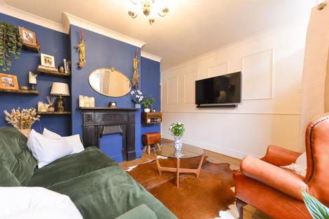 2 bedroom terraced house for sale, Kingsley Road, Maidstone