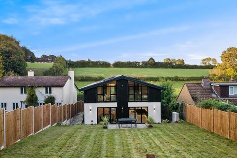 4 bedroom detached house for sale, Nags Head Lane, Great Missenden HP16
