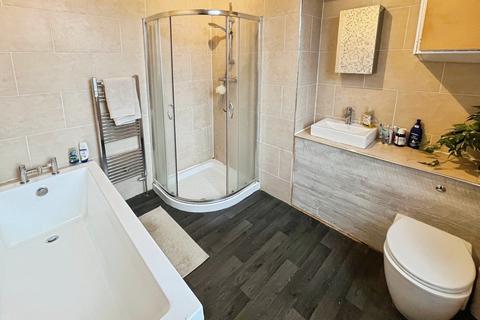 3 bedroom terraced house to rent, All Souls Terrace, West Yorkshire HX3