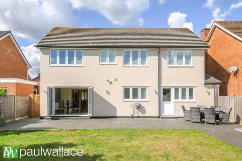 5 bedroom detached house for sale, Woodstock Road, Broxbourne