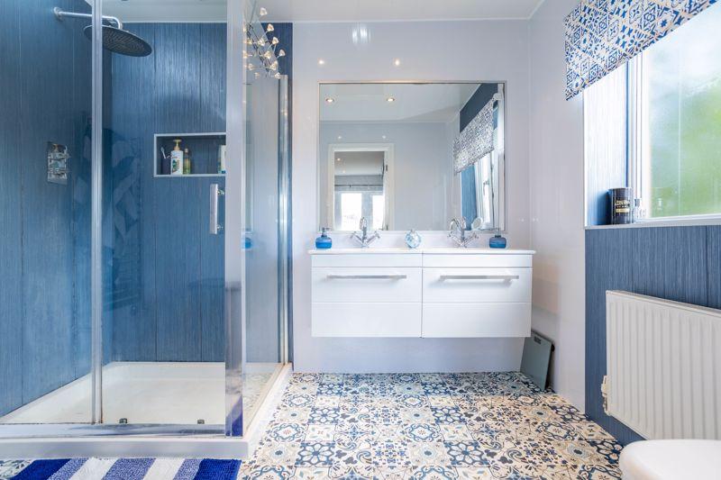 Bedroom 1 En-Suite