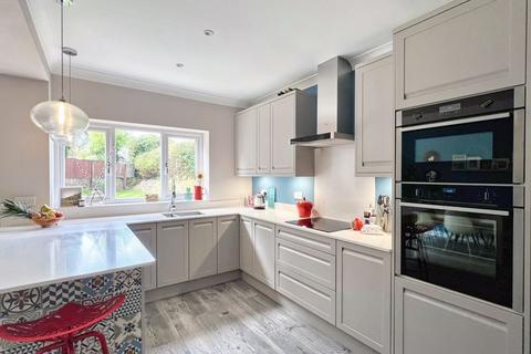 17 Bryntirion Close, Bridgend, CF31 4BZ
