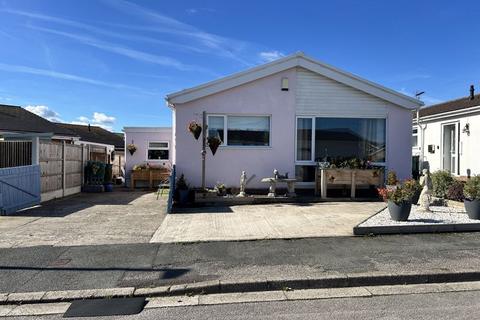 3 bedroom detached bungalow for sale, Berwyn Gardens, Penrhyn Bay