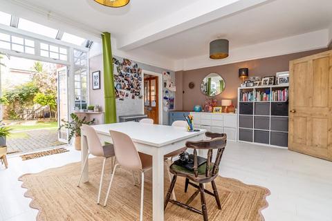 4 bedroom terraced house for sale, Heyshott Road, Southsea