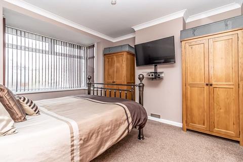 3 bedroom semi-detached house for sale, Salcombe Avenue, Baffins