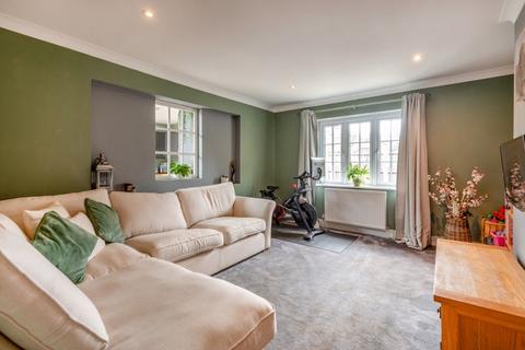 Wyndene Crest Hill, Peaslake, Guildford, GU5 9PE