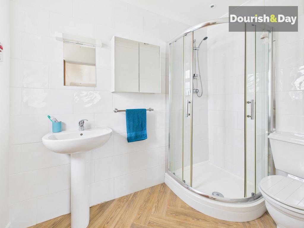 Bed One En-Suite