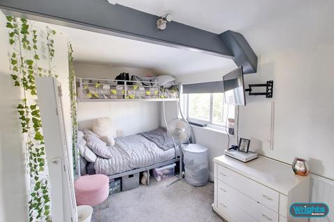 28 Bradley Road, Trowbridge, BA14 0QX