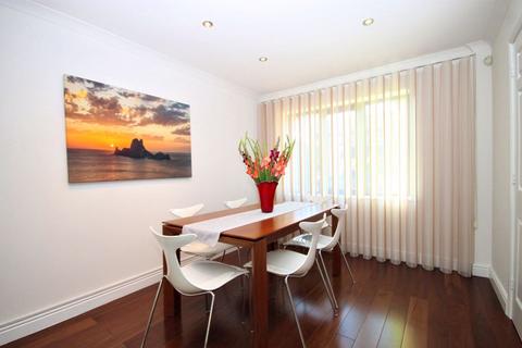 undefined, Cosgrove Close, Hayes