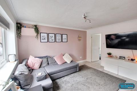 2 bedroom semi-detached house for sale, Warburton Close, Trowbridge