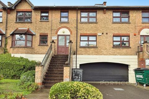 1 bedroom flat to rent, Coppermill Lane, London, E17