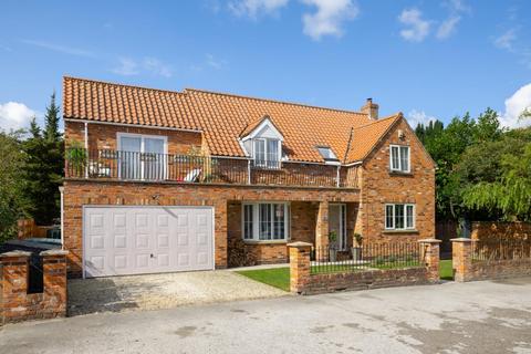 undefined, Manor Court, Bubwith