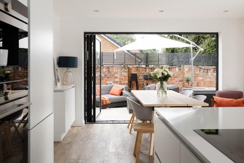 undefined, Manor Court, Bubwith
