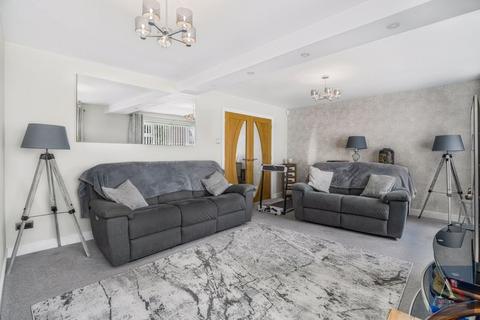 undefined, George Street, Shaw, Oldham, OL2 8HG