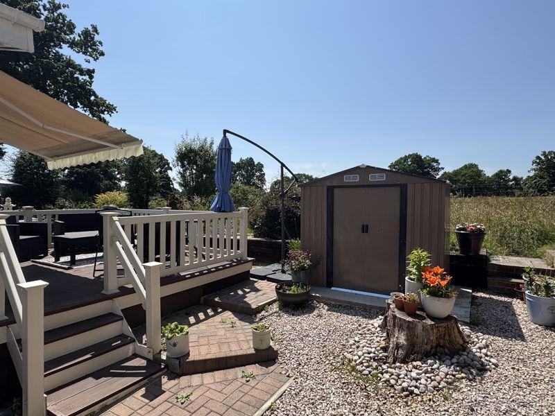 Shed