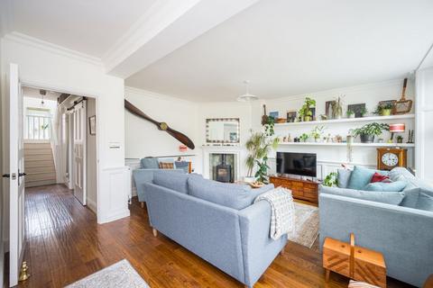 3 bedroom semi-detached house for sale, 4 Trebencyn Park, Abergavenny NP7