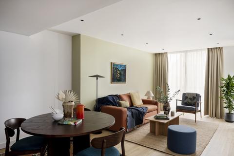 undefined, Large Studio, Westferry Road, Canary Wharf