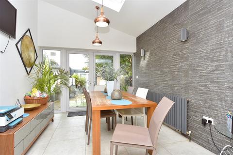 undefined, First Avenue, Gillingham, Kent