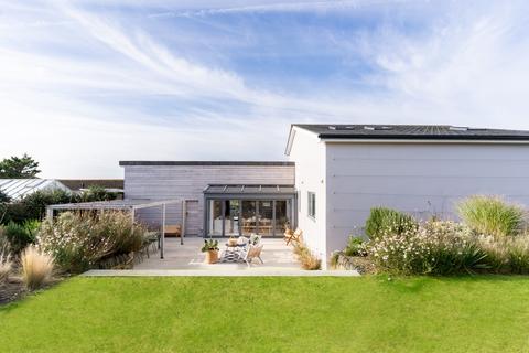 4 bedroom house for sale, The Palm House, Mawgan Porth, TR8