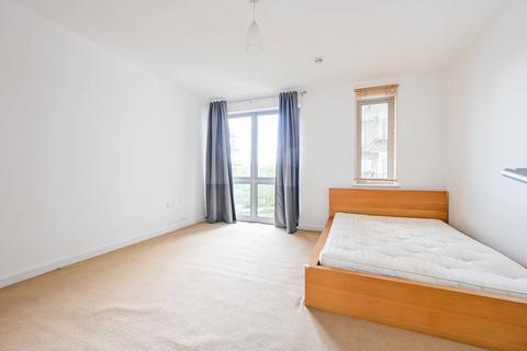 417 Wick Lane, London E3